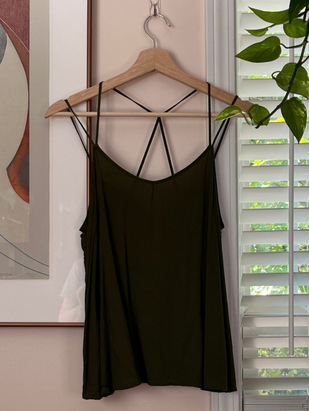 Green Strappy V-Neck Spaghetti Strap Flowy Tank